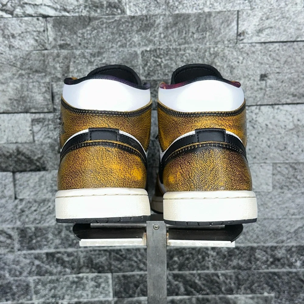 Jordan 1 Mid SE Orange Wear Away - 8